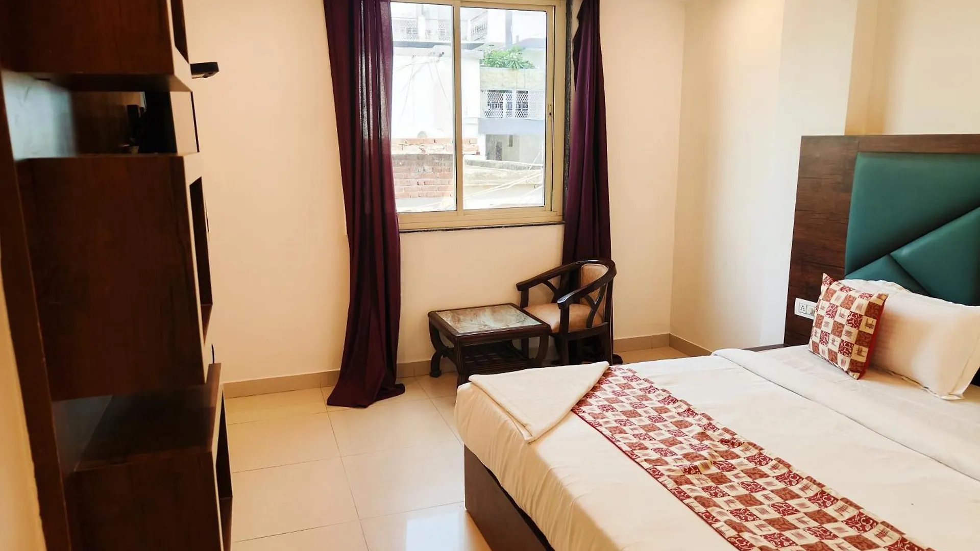 Hotel Royal Tela Plaza A Family Near Igi Airport Delhi New Delhi India